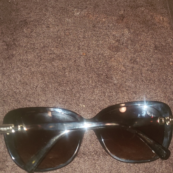 New never worn Coach Sunglasses - Picture 2 of 2